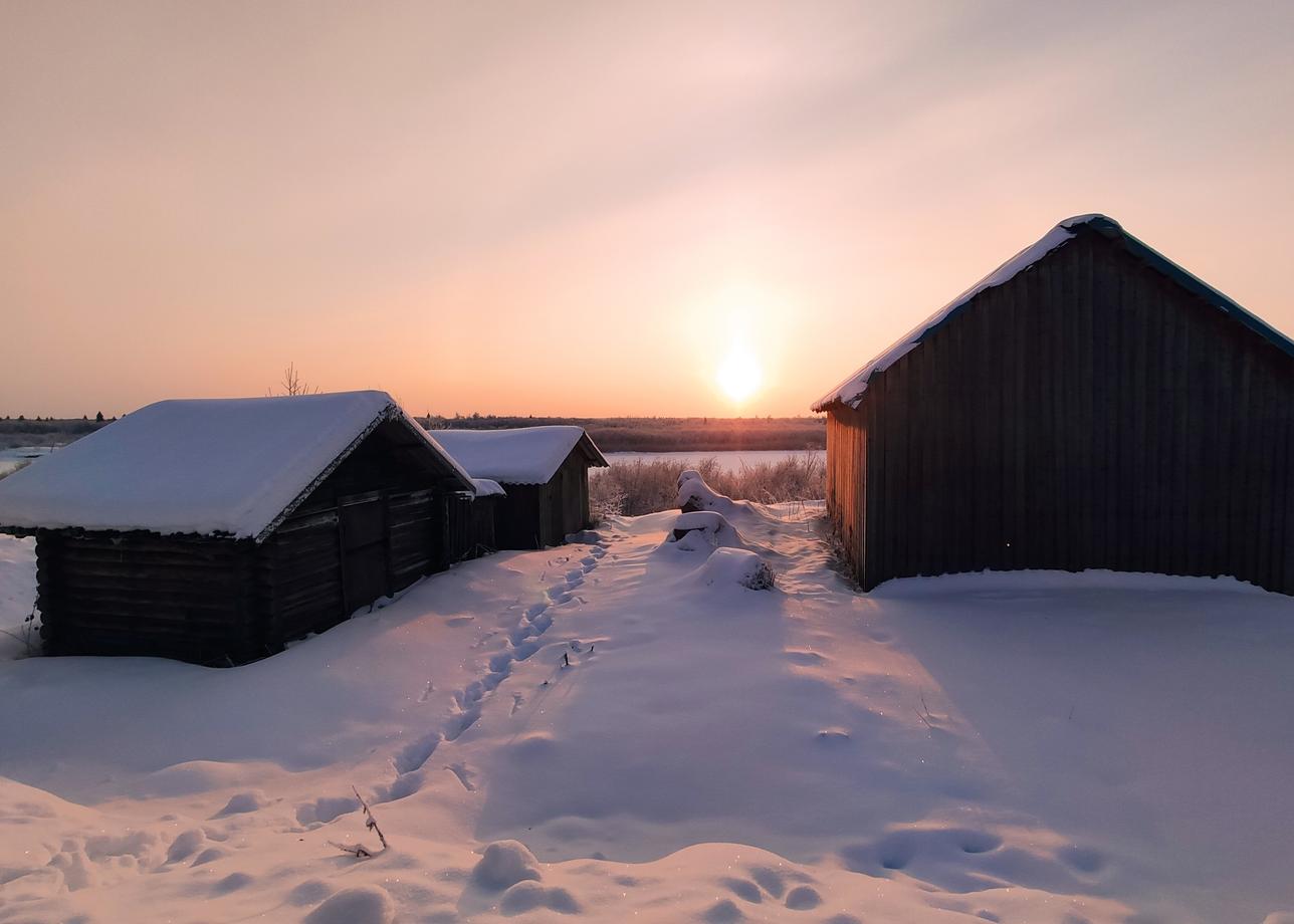 Насыщенный и интересный тур. Очень хорошо организован. Гидам Галине и Валентине особая благодарность за интересный материал.