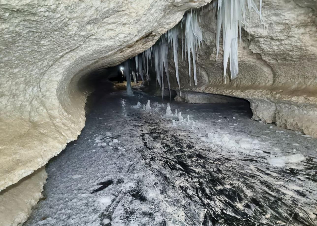 Очень красиво! Можно сказать даже купалась на южном побережье Северного Ледовитого океана😜😜😜