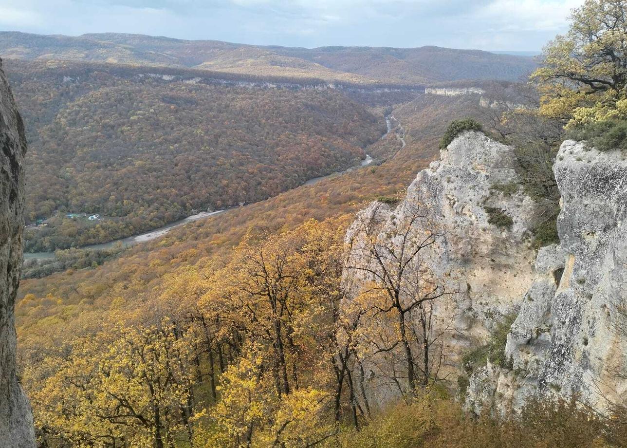 Тур очень понравился. Были с 26.10.25 по 1.11.25 на период детских каникул. Получили массу впечатлений, положительных