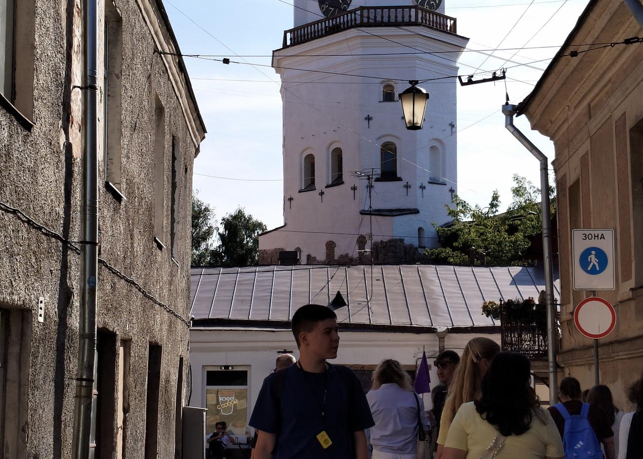 Программа интересная, очень насыщенная. Именно то, что хотели увидеть.