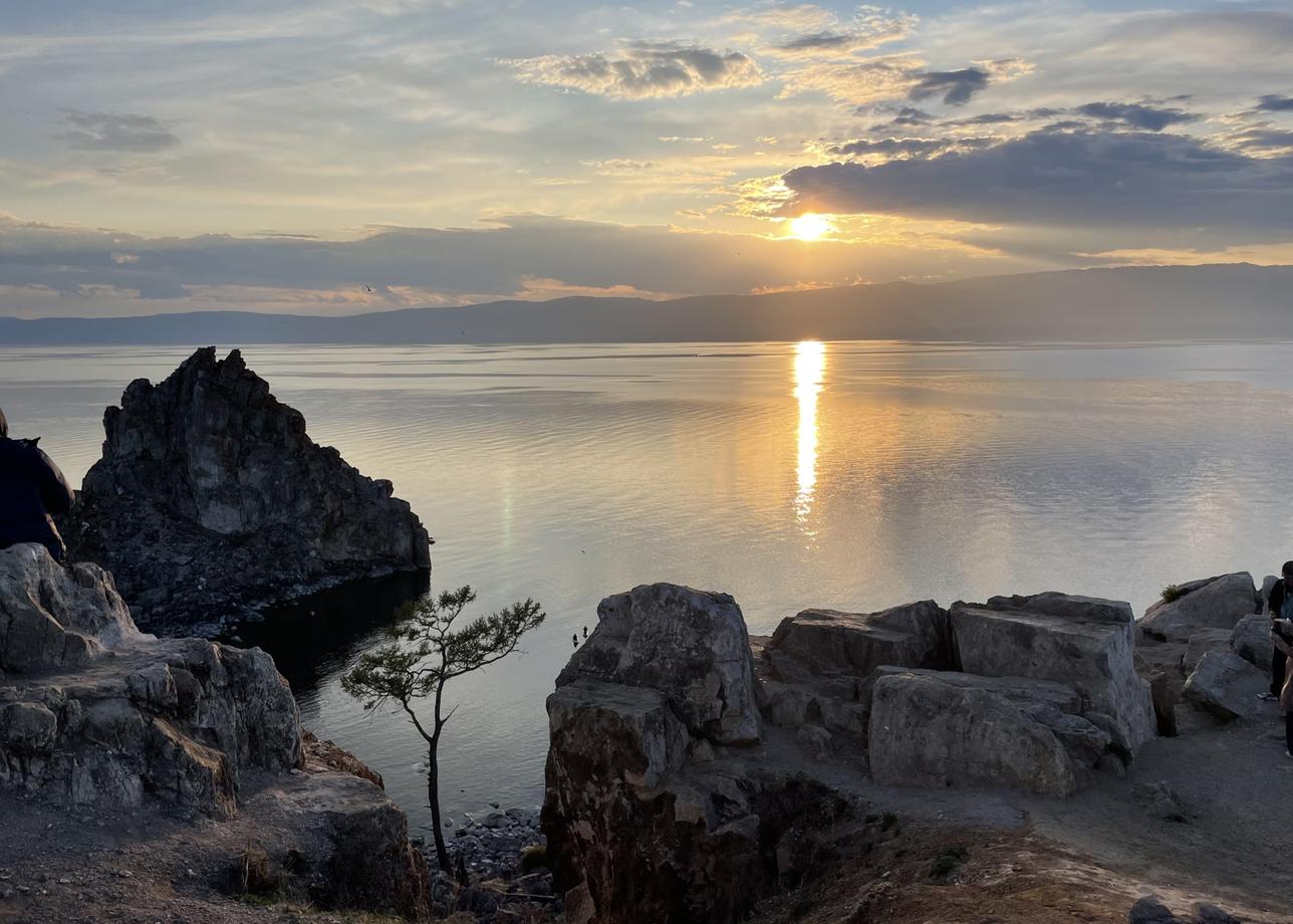 Все было хорошо организовано, весело, интересно, также подсказали чем заняться в свободное время- покормить оленей)