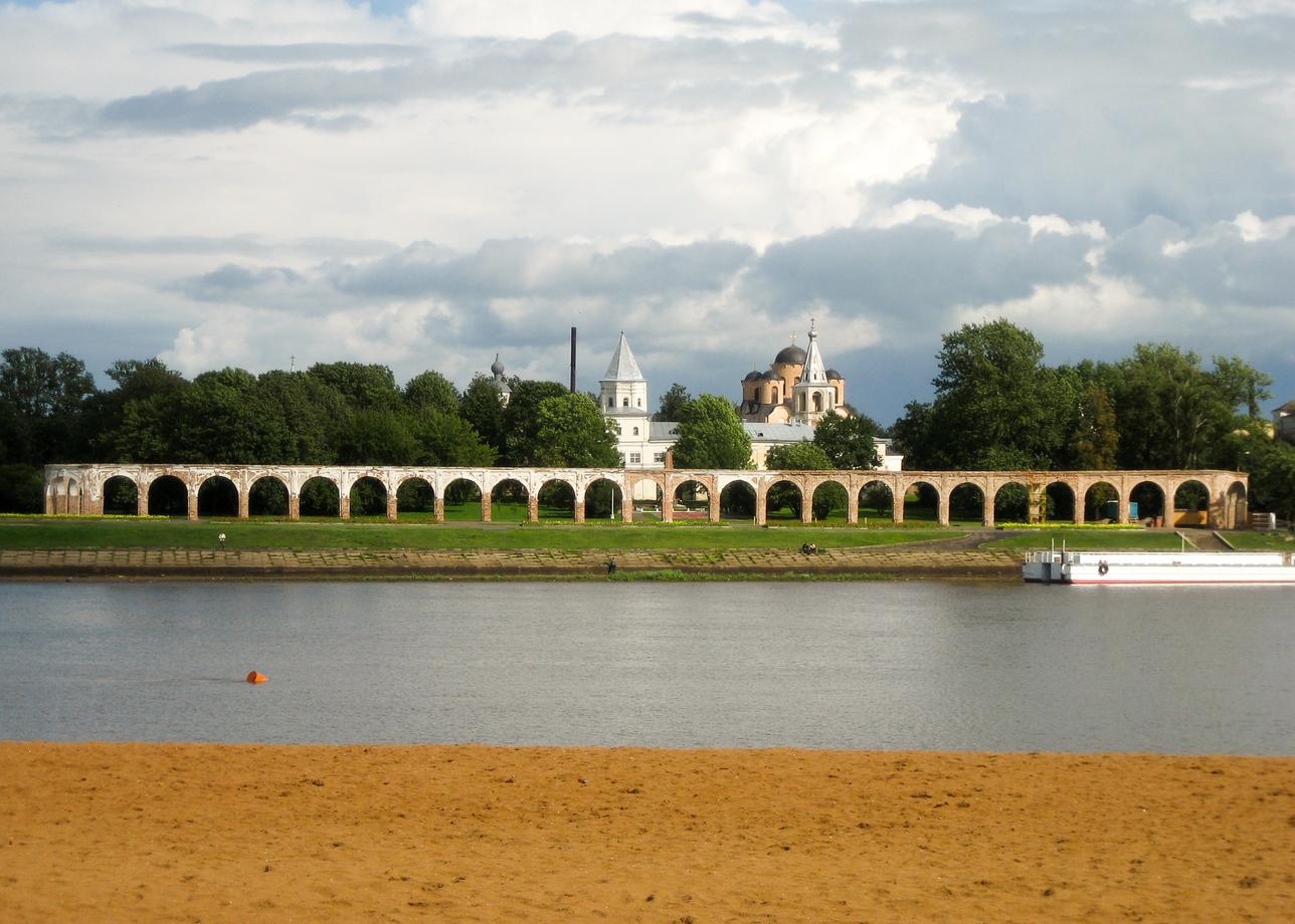 Русь глубинная: уездные города Новгородской губернии. Лето