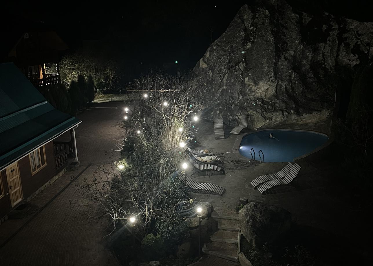 Поездка в Адыгею получилась просто великолепной! Погода радовала каждый день, а термальные источники стали настоящим спасением