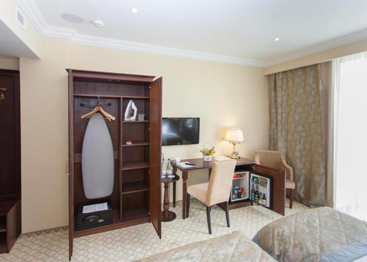 Биляр Палас