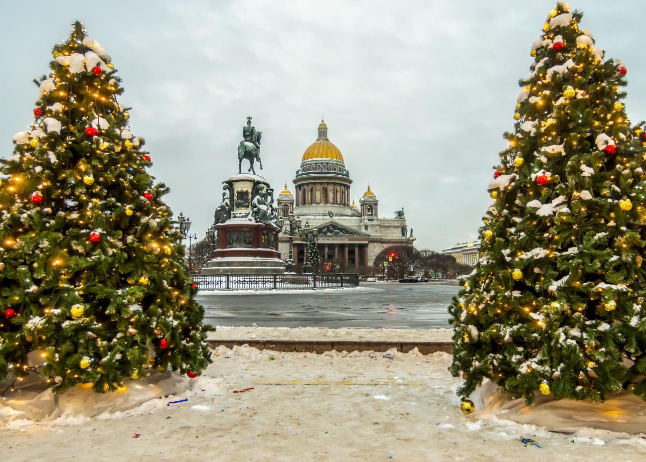Путешествие для дам «Новогодний будуар императрицы». Тур в Санкт-Петербург на 3 дня