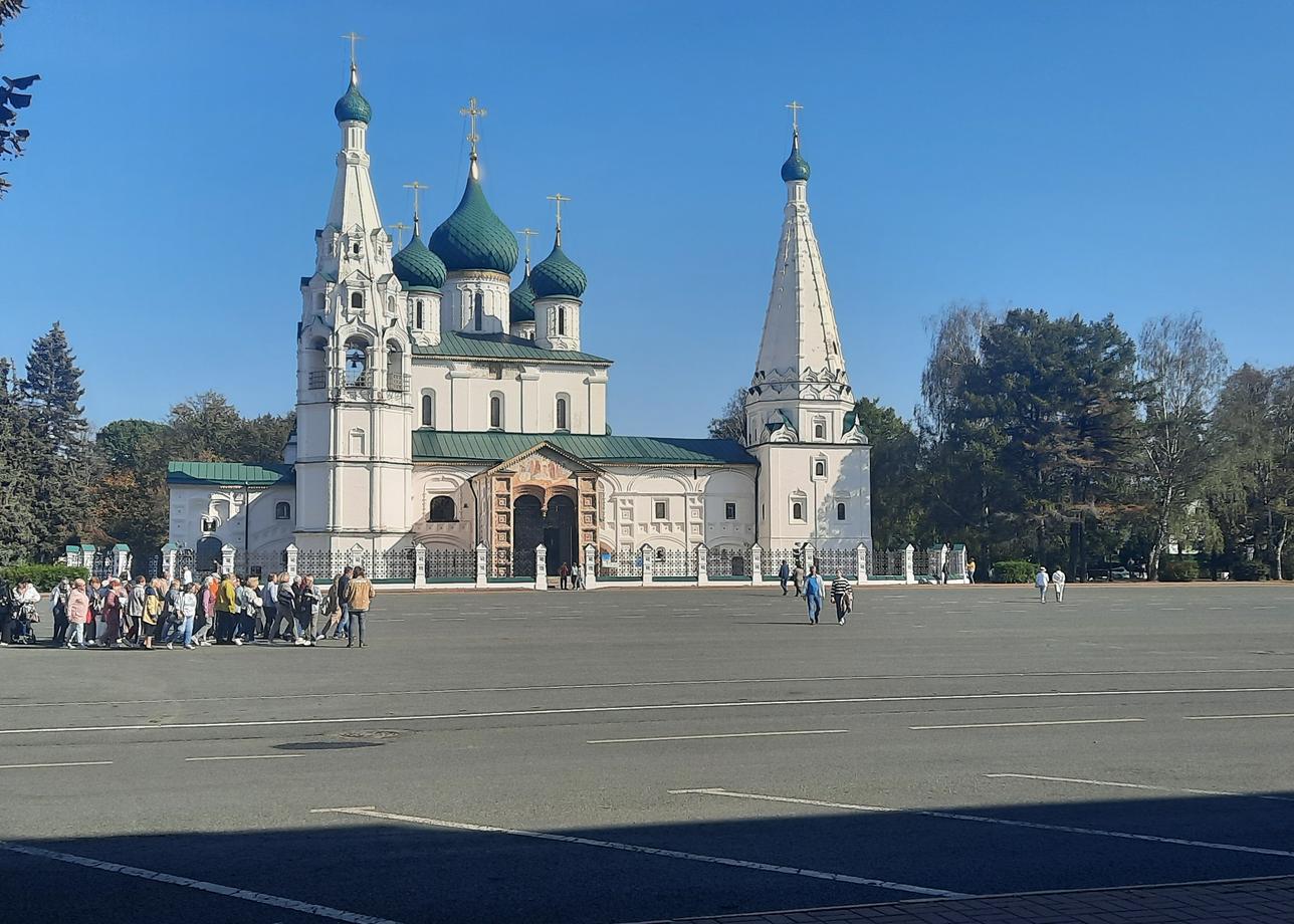 Тур очень понравился. Отели хорошие. Водители молодцы. Особую благодарность хочу выразить гиду Людмиле Васильевне. Столько впечатлений,