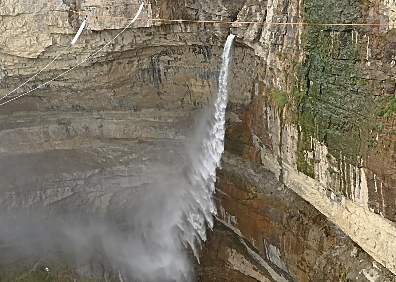 Очень долго выбирала какую турфирму и какой тур выбрать, остановилась на туроператоре Большая страна и не