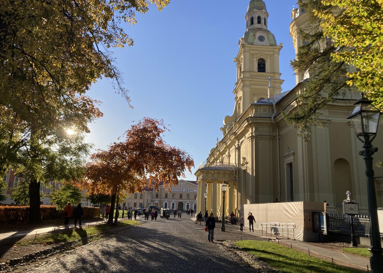Организовано было все хорошо. Везде было все забронировано, практически не было никаких стычек и конфликтов