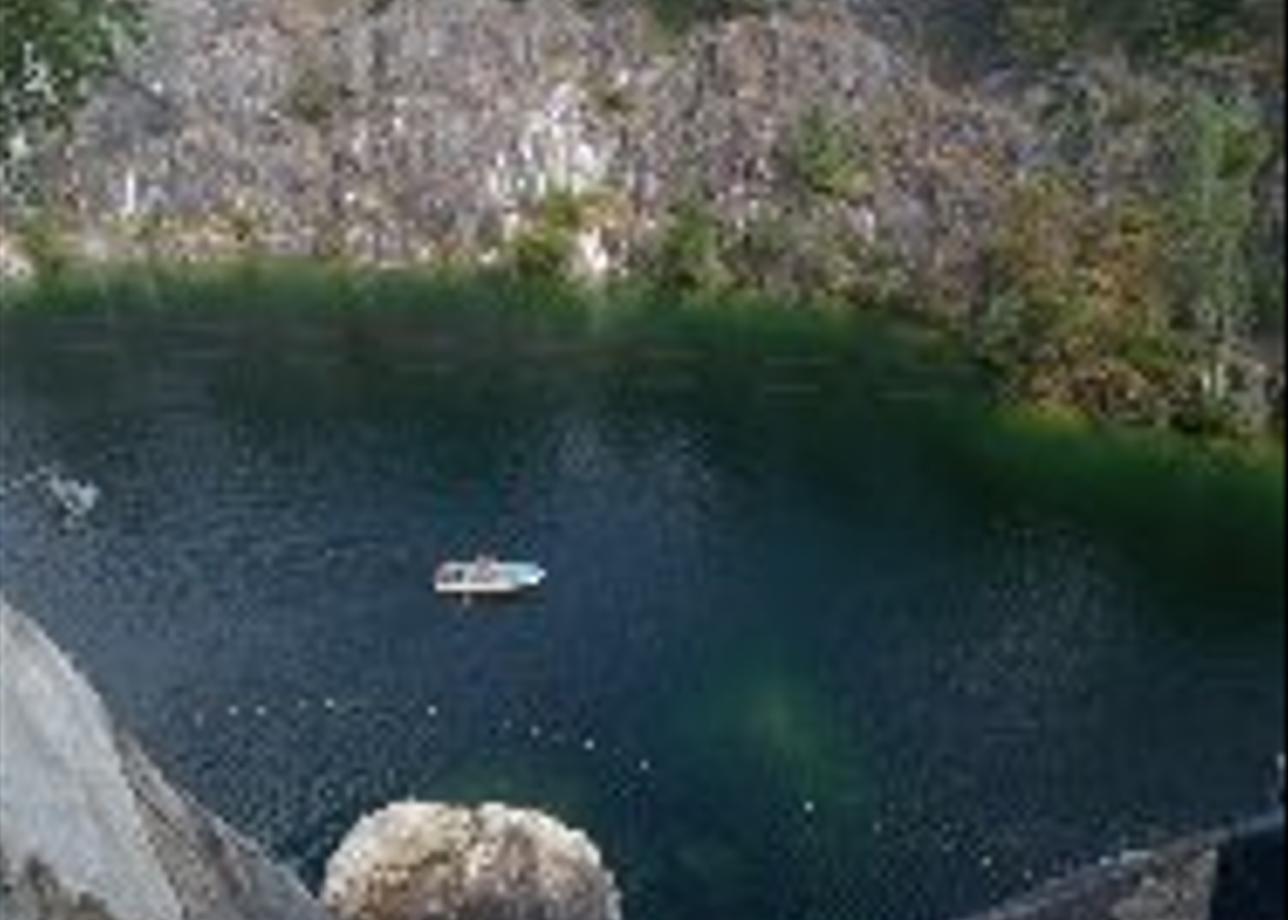 Короткий тур по основным достопримечательностям Санкт -Петербурга и выездом в Карелию. Подходит для первоначального знакомства с этими местами.