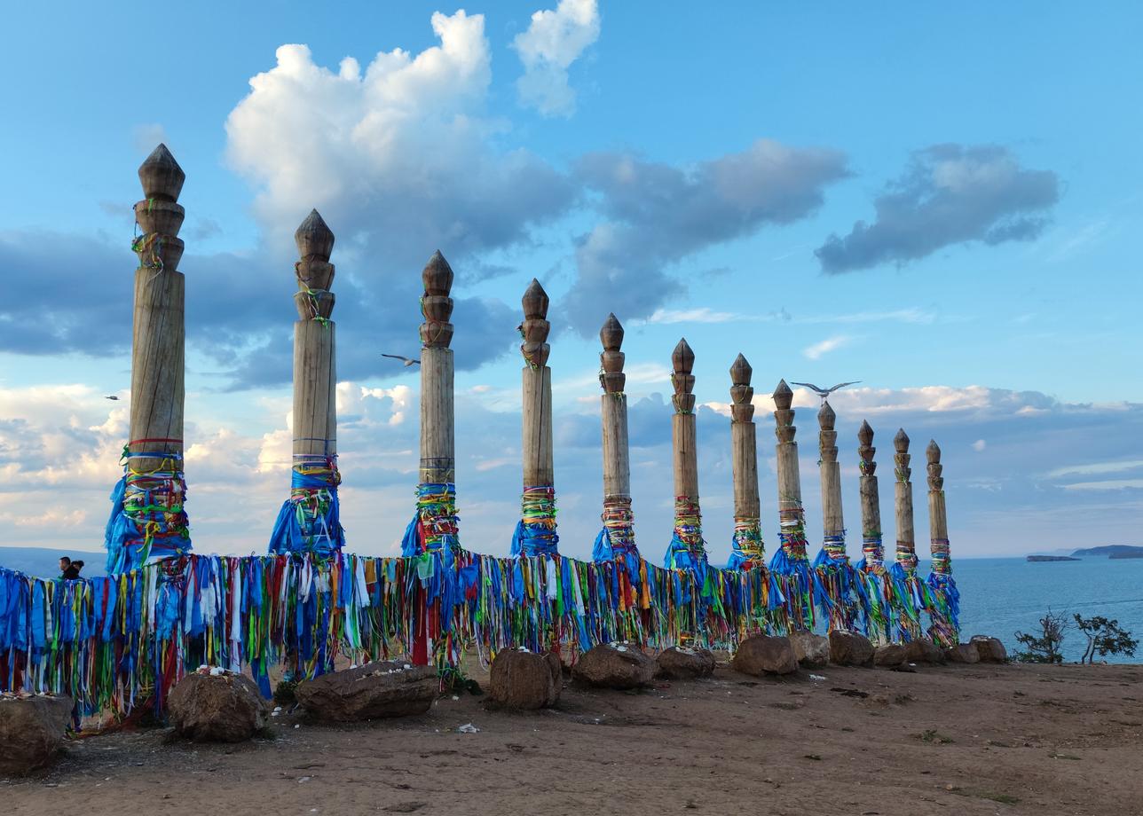 Байкал + Саяны - это ну очень удачное сочетание. Восхождение на Пик любви и горная атмосфера,