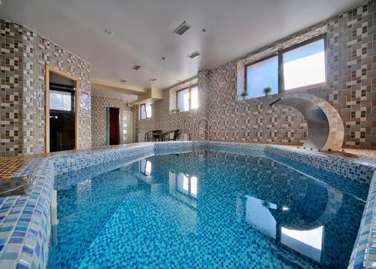 Гостиница «Вертикаль SKI and SPA Resort»