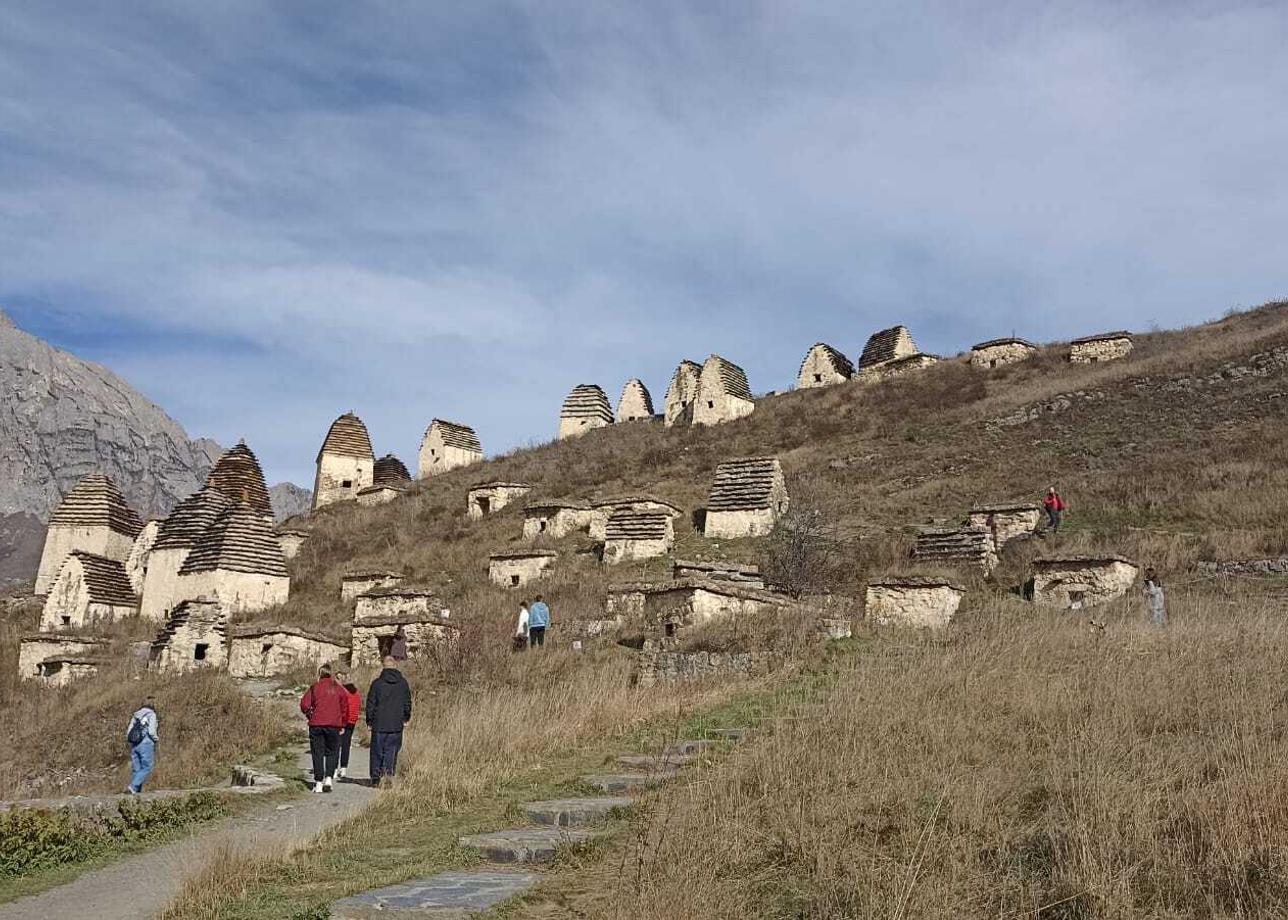Очень долго выбирала какую турфирму и какой тур выбрать, остановилась на туроператоре Большая страна и не