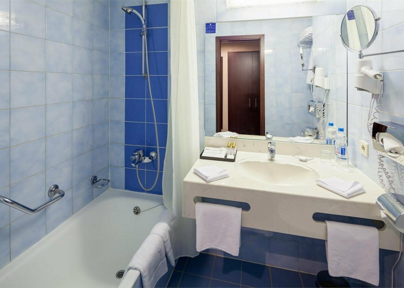 Азимут Аэростар