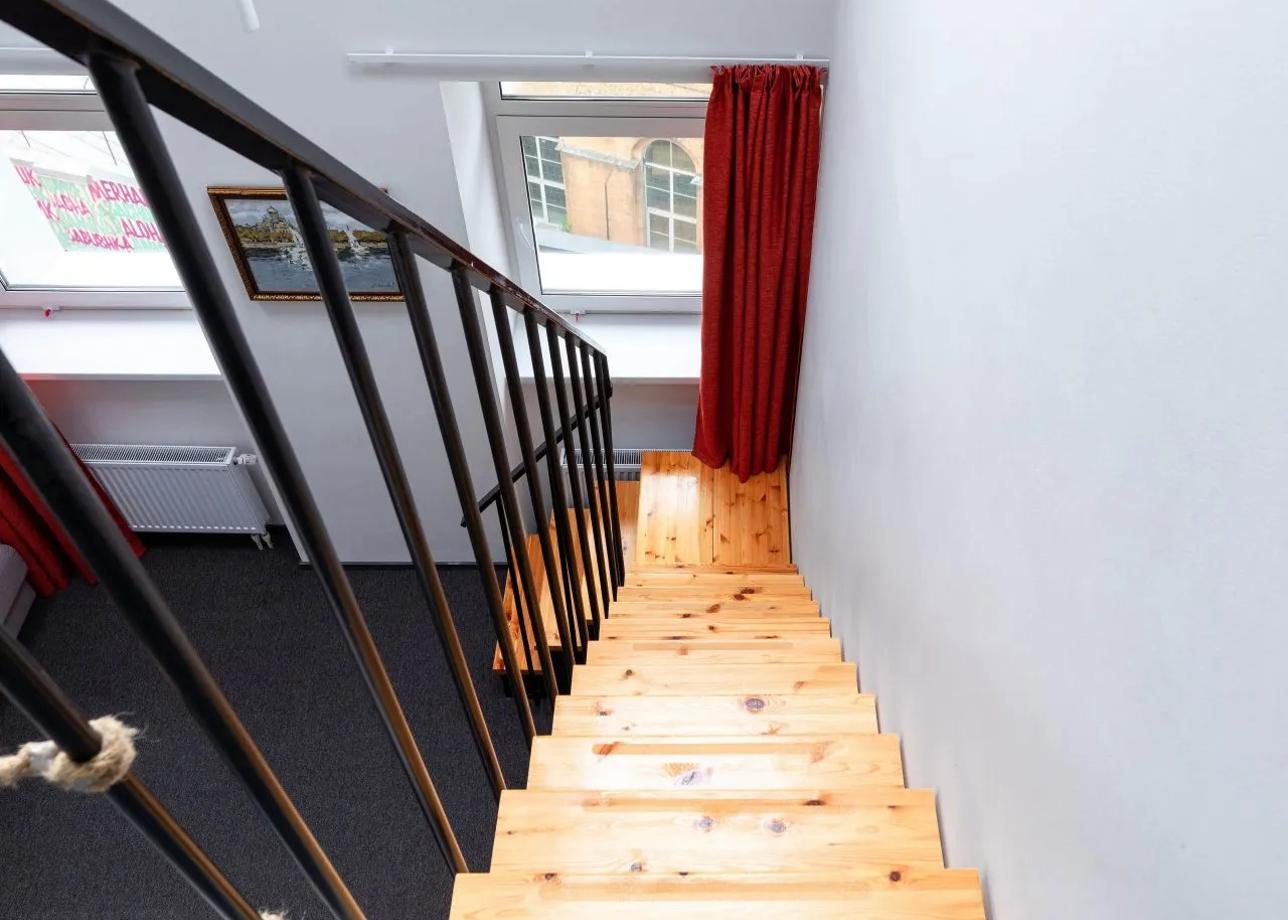 Izzzi у Гостиного двора