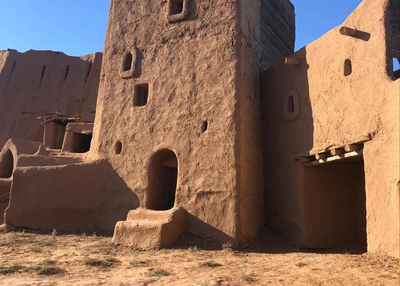 Тур "Степной треугольник" был организован безупречно! Насыщенная и интересная программа, профессиональные гиды, четкий тайминг, отличное транспортное