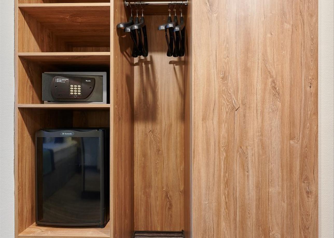 Отель «Аэростар»