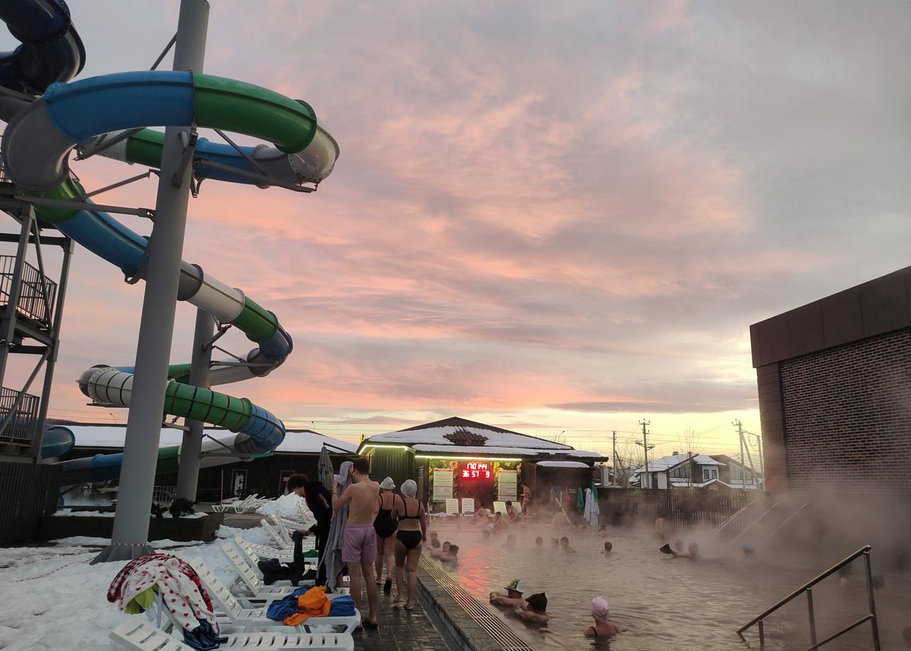 Очень понравился рождественский тур в Адыгею! Мы посетили большое количество мест за несколько дней, во многих