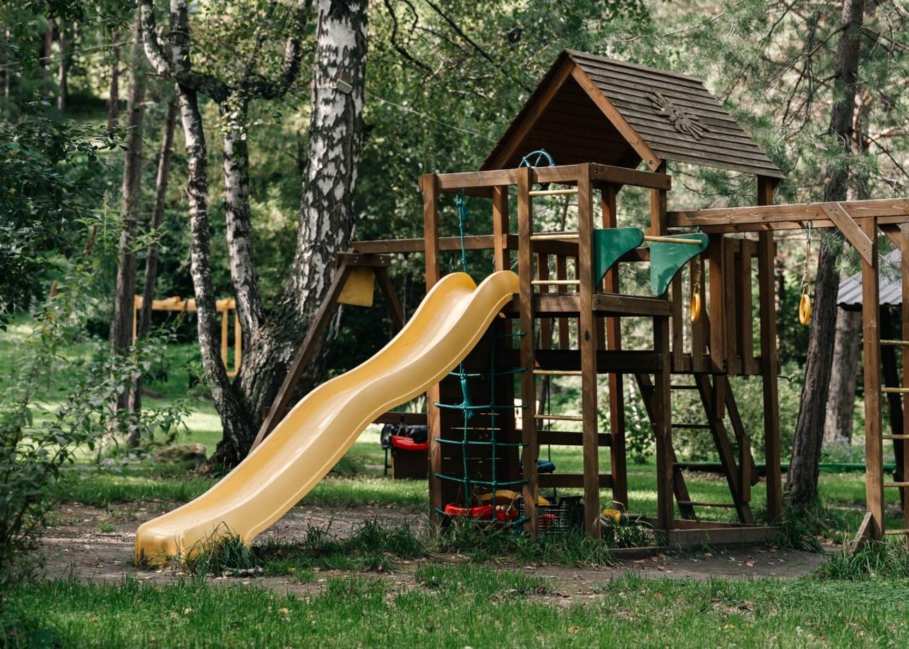 Туристский оздоровительный комплекс «Таежник»