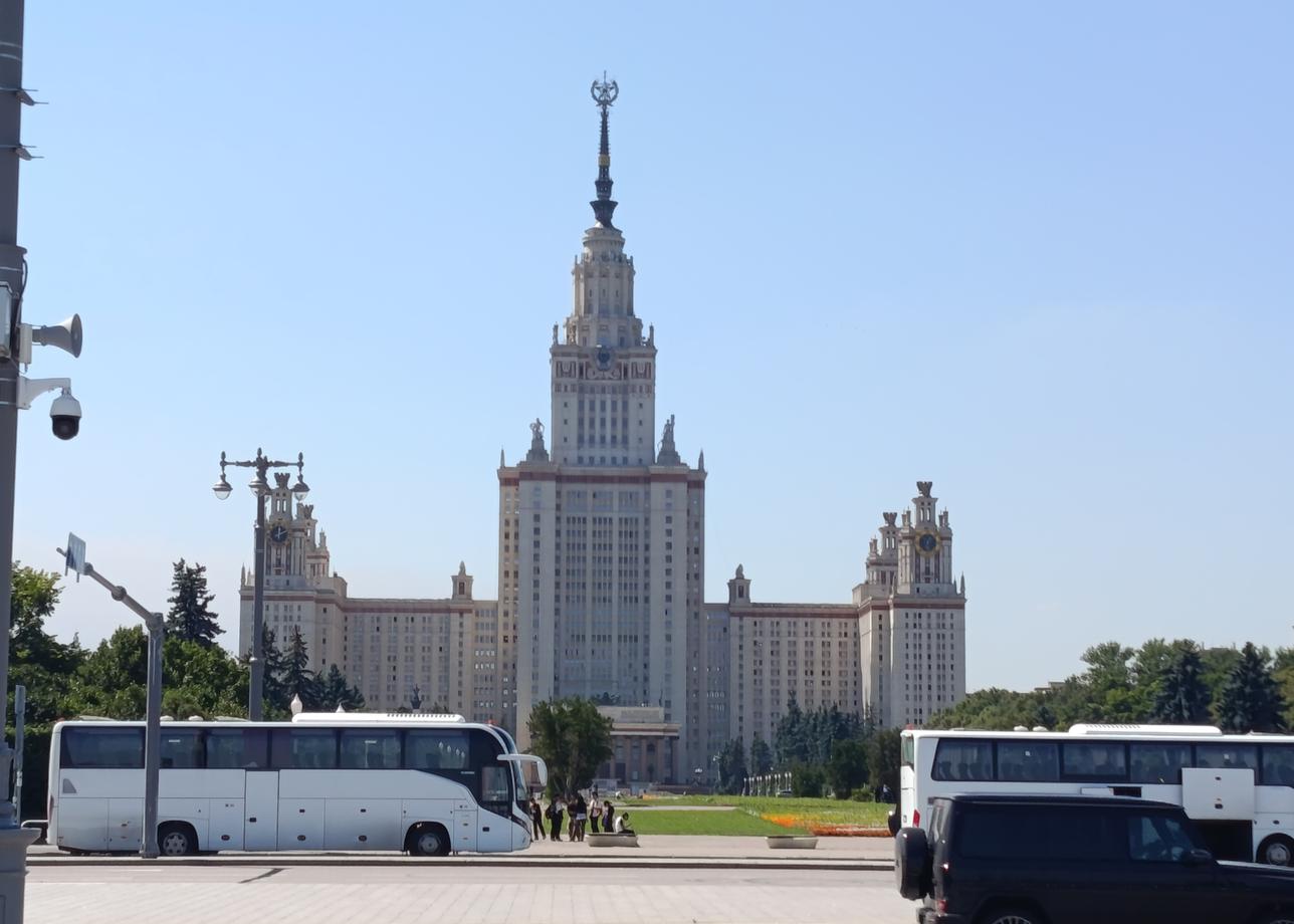 Программа тура понравилась и на бумаге, и в реальности. Экскурсии интересные, гиды хорошо рассказывают. Только на