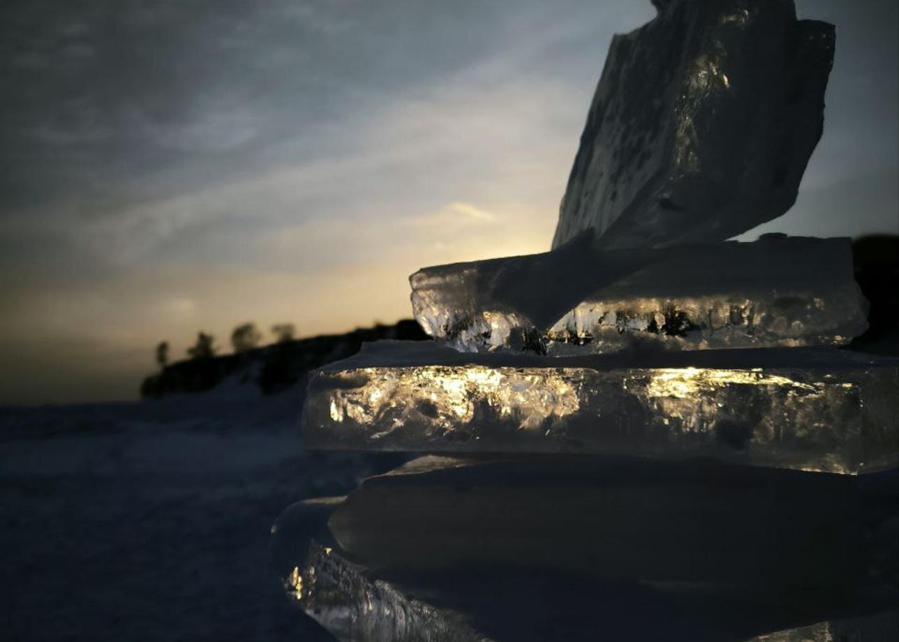 Тур хороший, охватывает самые зрелищные места Байкала. Хочется поблагодарить гидов за личный подход - я поехала