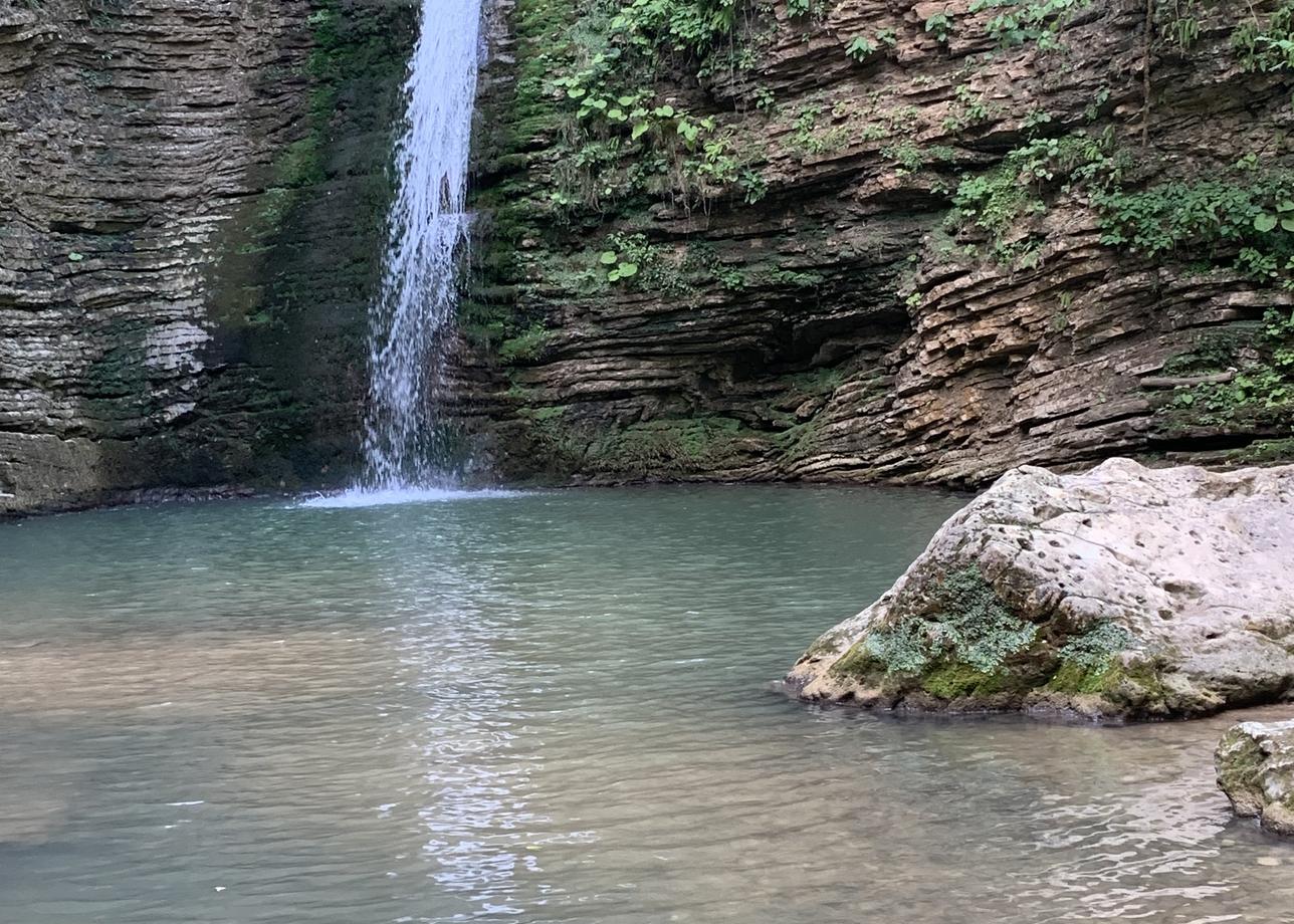 Отличный тур, можно сказать, что all inclusive. Программа интересная как для пожилых, так и для молодых