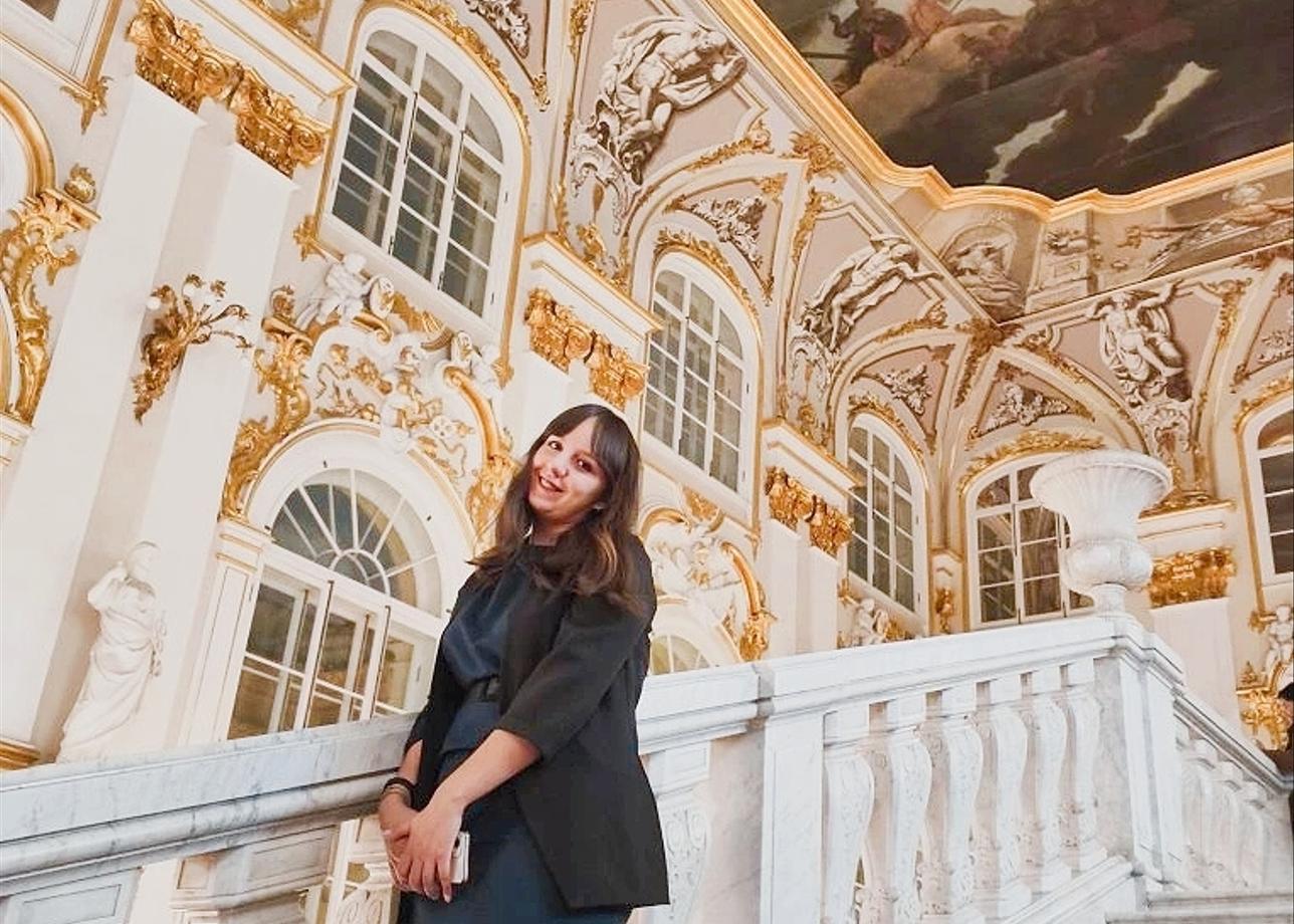 Ездили на 3 дня в Санкт-Петербург. В первый день была обзорная и очень интересная экскурсия, гид