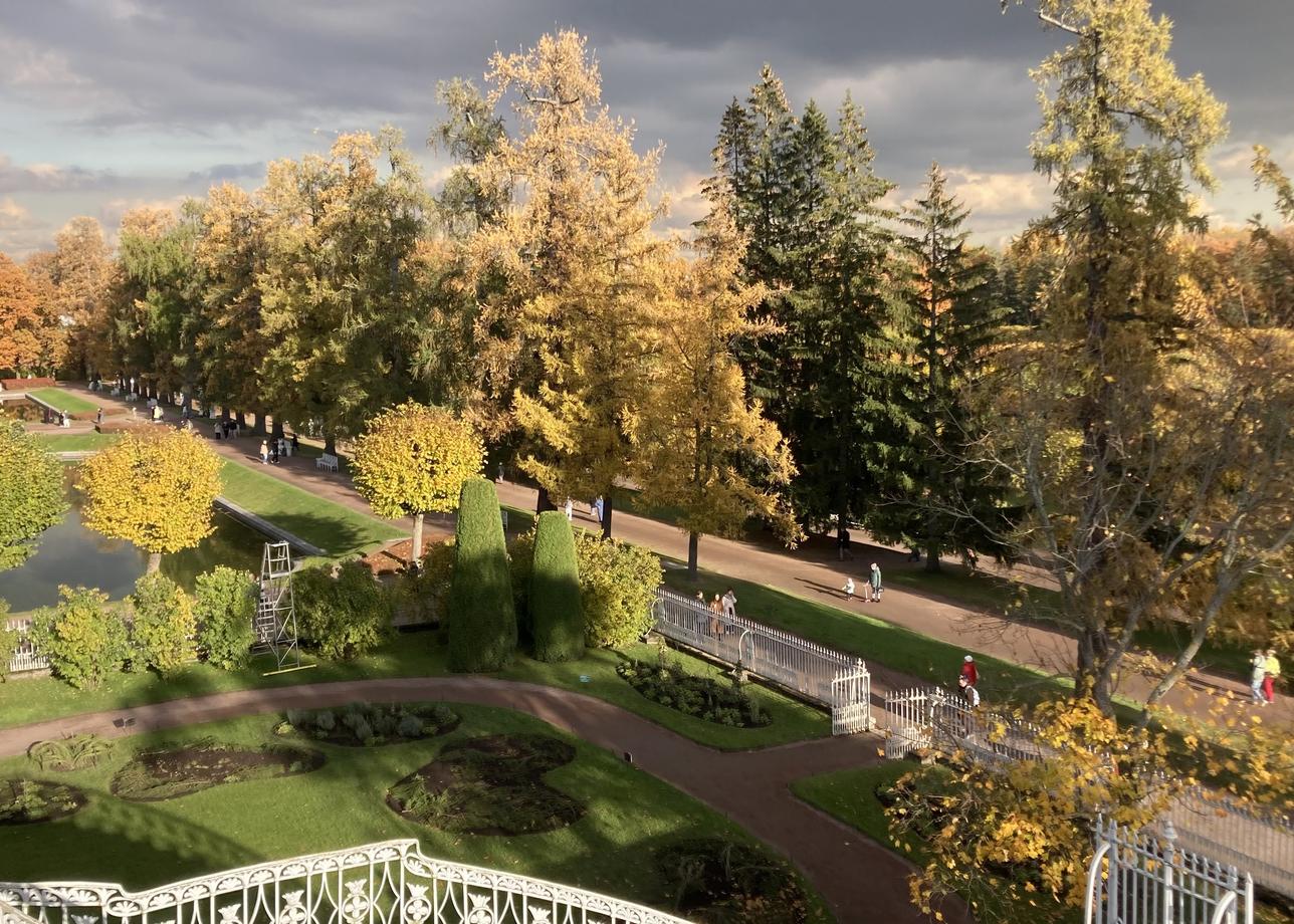 Организовано было все хорошо. Везде было все забронировано, практически не было никаких стычек и конфликтов