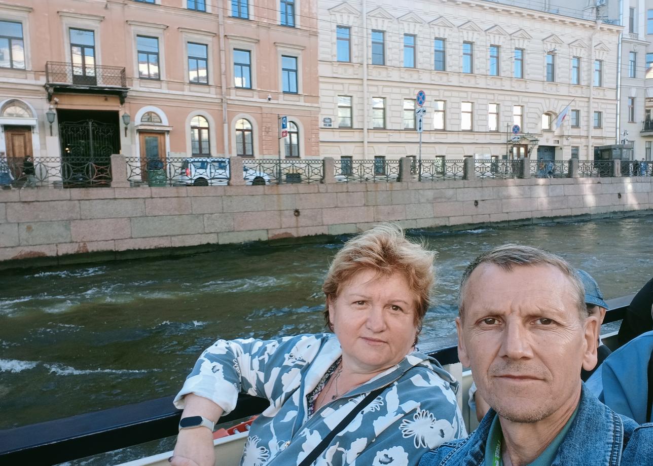 Давно мечтала о поездке в Санкт-Петербург. Мечта сбылась! Этот город поразил историей, своим величием и великолепием,своей