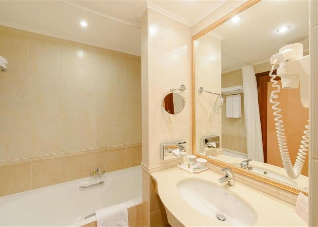 Корстон Royal