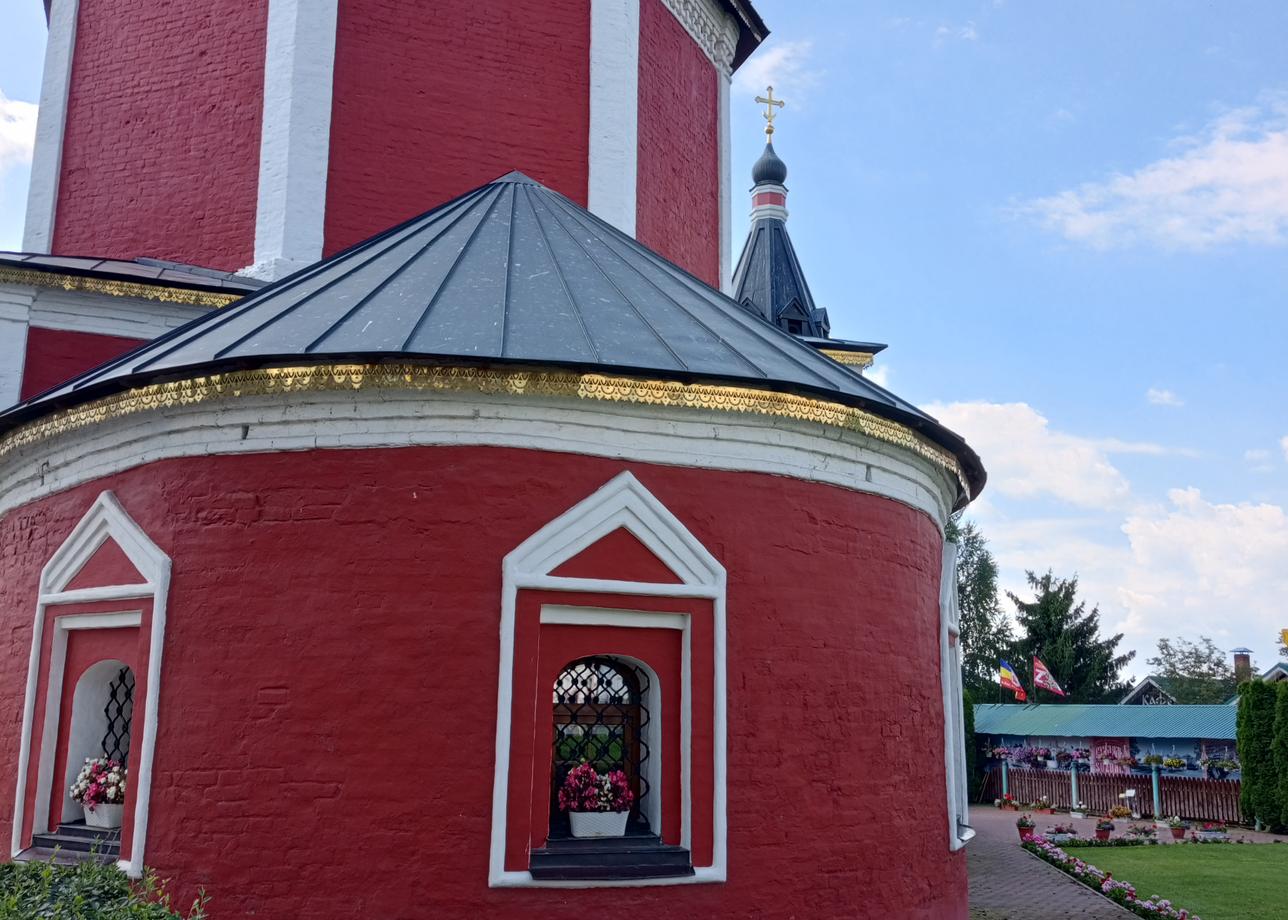 В восторге от поездки.