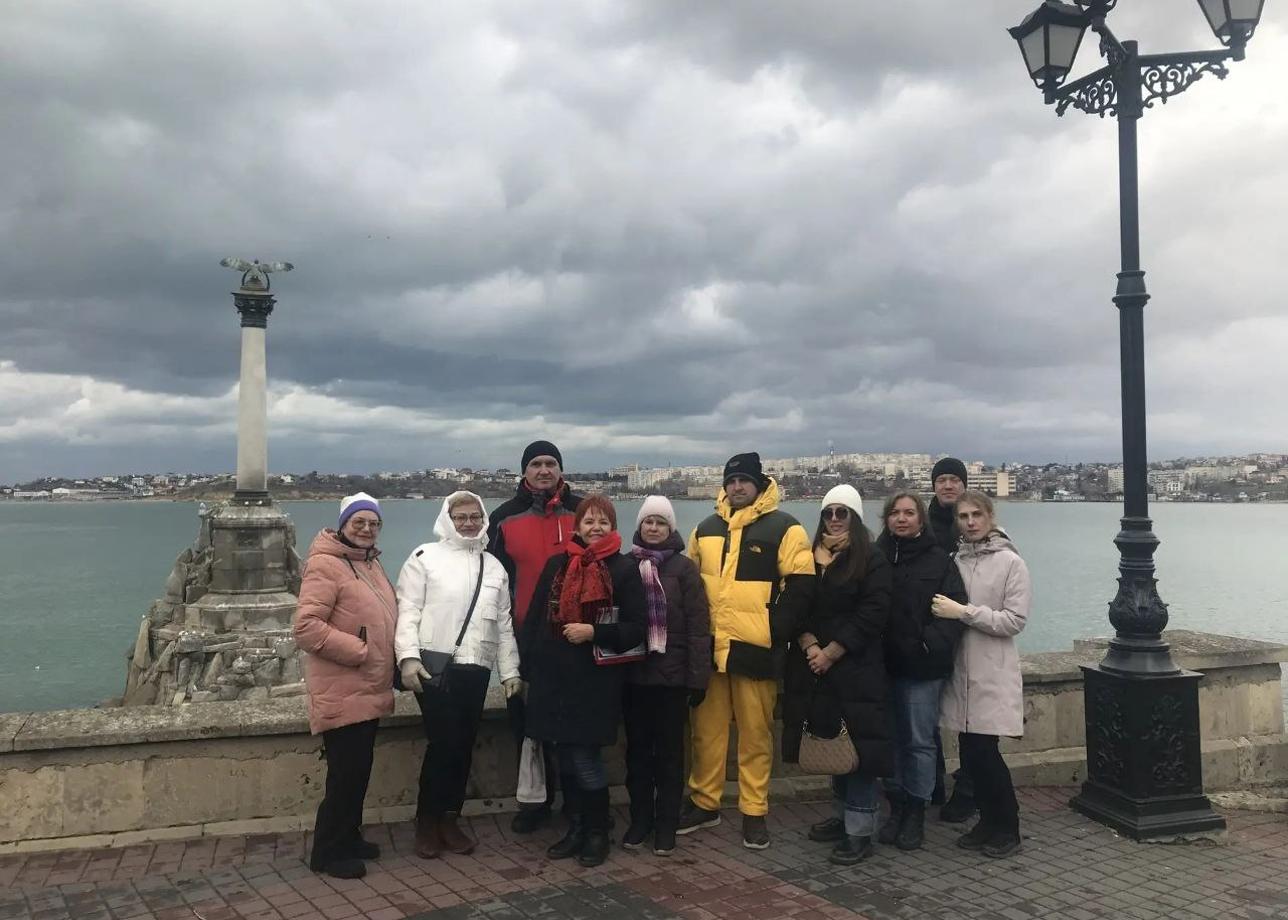 Впервые побывал в Крыму. Всё посмотрел как по программе, так и самостоятельно (вне программы) ожидаемо. Всё понравилось!