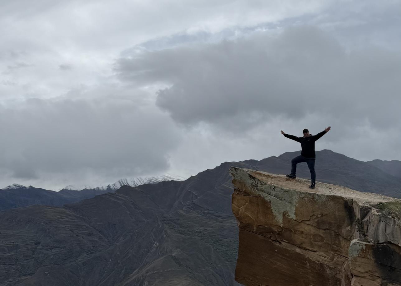 Невероятное путешествие! Просто невообразимые пейзажи до мурашек! Каспийское море - просто картина Айвазовского в живую! Очень