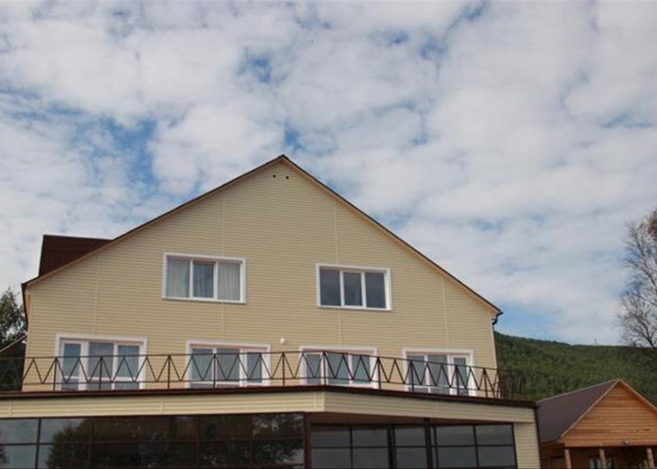 Отель «Пик Черского»