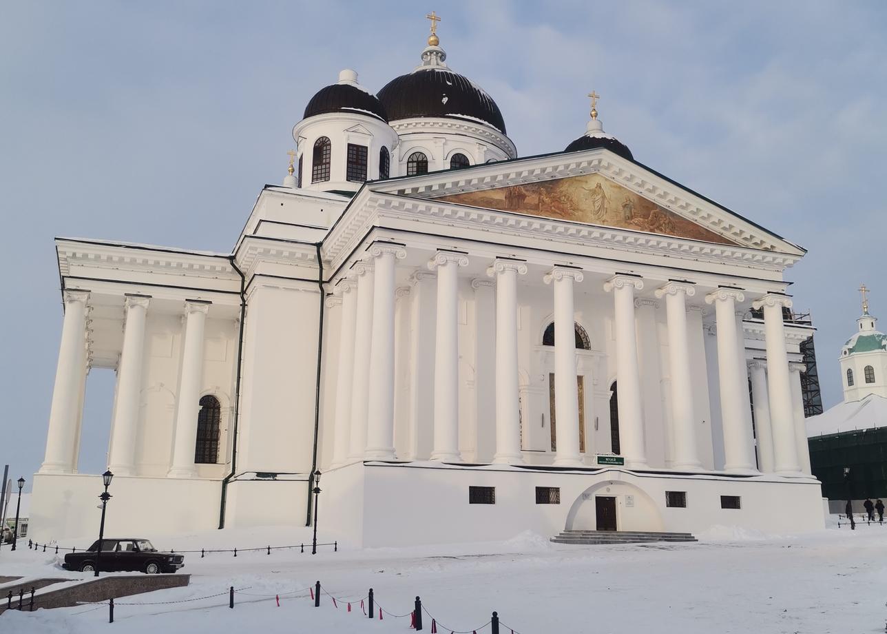Первый раз посетили с супругой Нижний, да ещё в Новогодние праздники. Впечатления самые яркие и от города и от экскурсий и в целом от сервиса