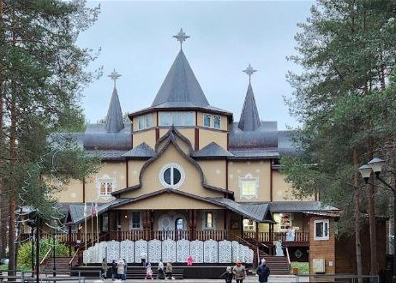 ПЕРВЫЙ день нашего приключения начался утром 01.11.25. Мы дождались других путешественников из разных городов, и наш