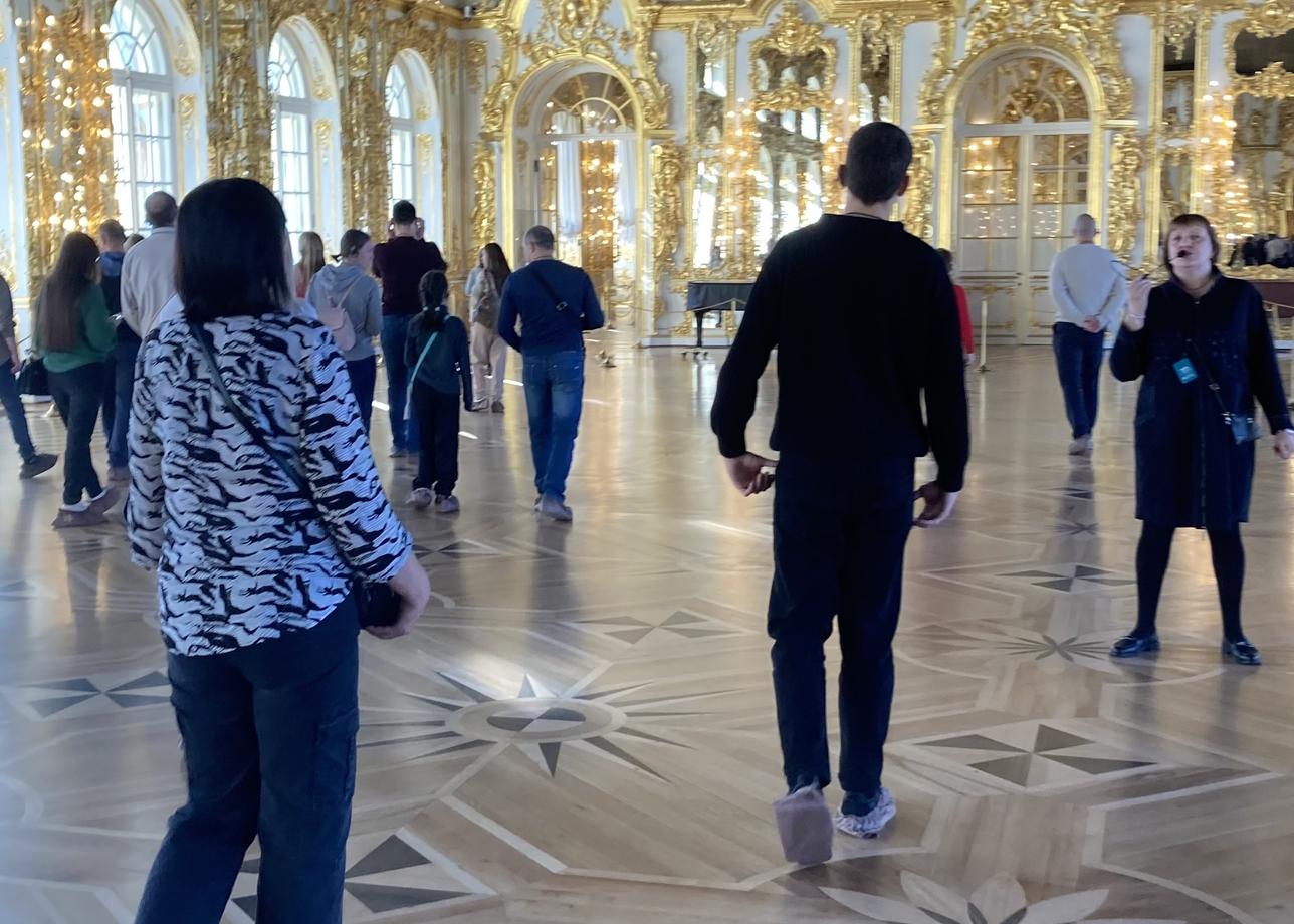 Организовано было все хорошо. Везде было все забронировано, практически не было никаких стычек и конфликтов