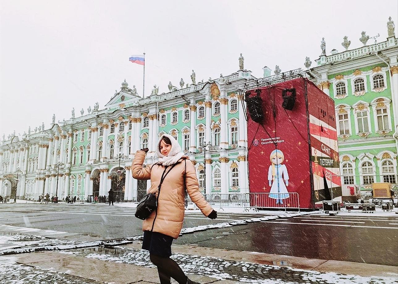 Ездили на 3 дня в Санкт-Петербург. В первый день была обзорная и очень интересная экскурсия, гид