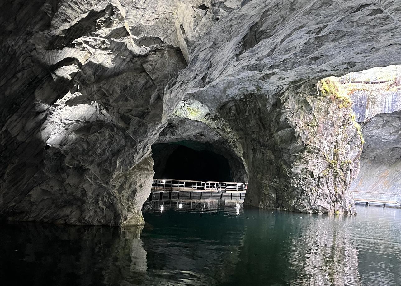 Тур очень насыщенный! Не хватает времени, чтобы уложить все впечатления в голове. За 4 дня знакомишься