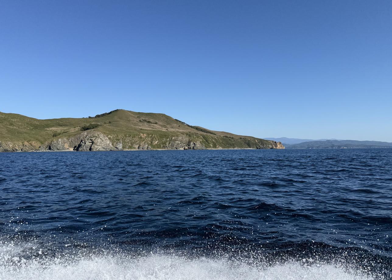 Я очень рада, что выбрала тур с посещением не только Владивостока, но и Находки, так как этот город меня тоже поразил своими пляжами)))