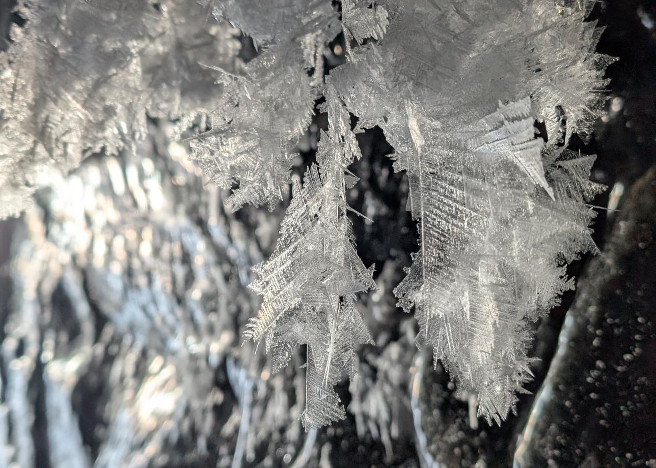 Посетить Байкал зимой было моей давней мечтой. И мне кажется, мы выбрали лучшие даты и лучшую организацию для ее исполнения!