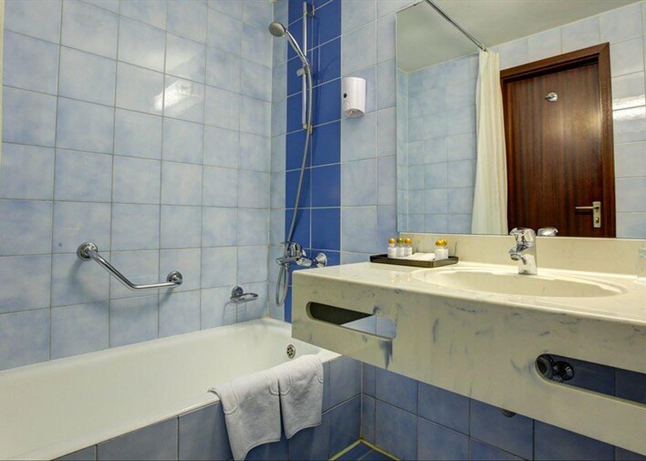 Отель «Аэростар»