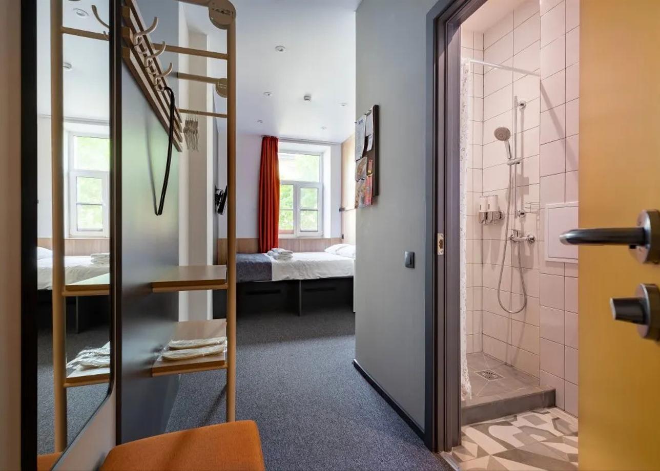 Izzzi у Гостиного двора