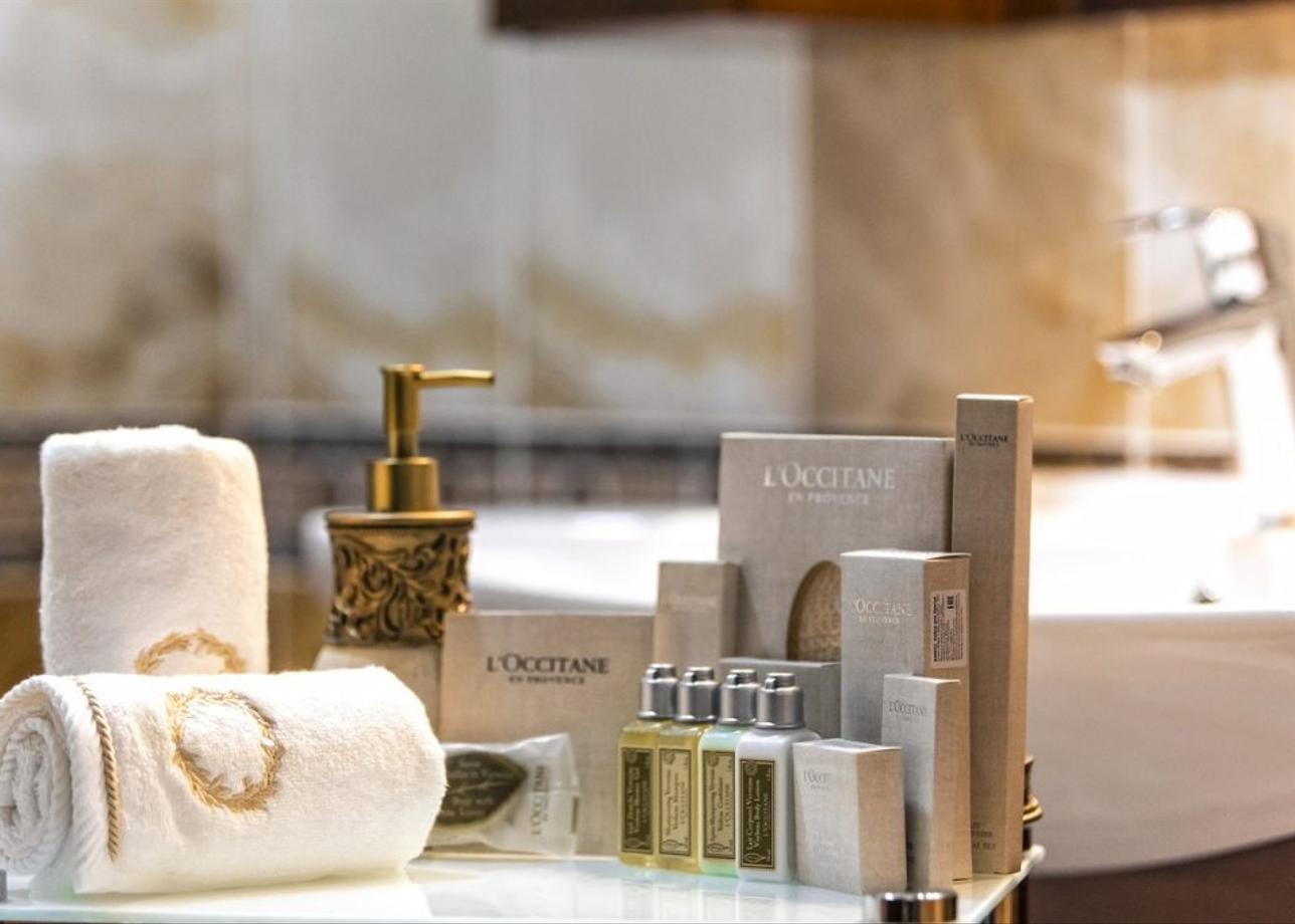 Гостиница «Урал-Тау» или аналогичная