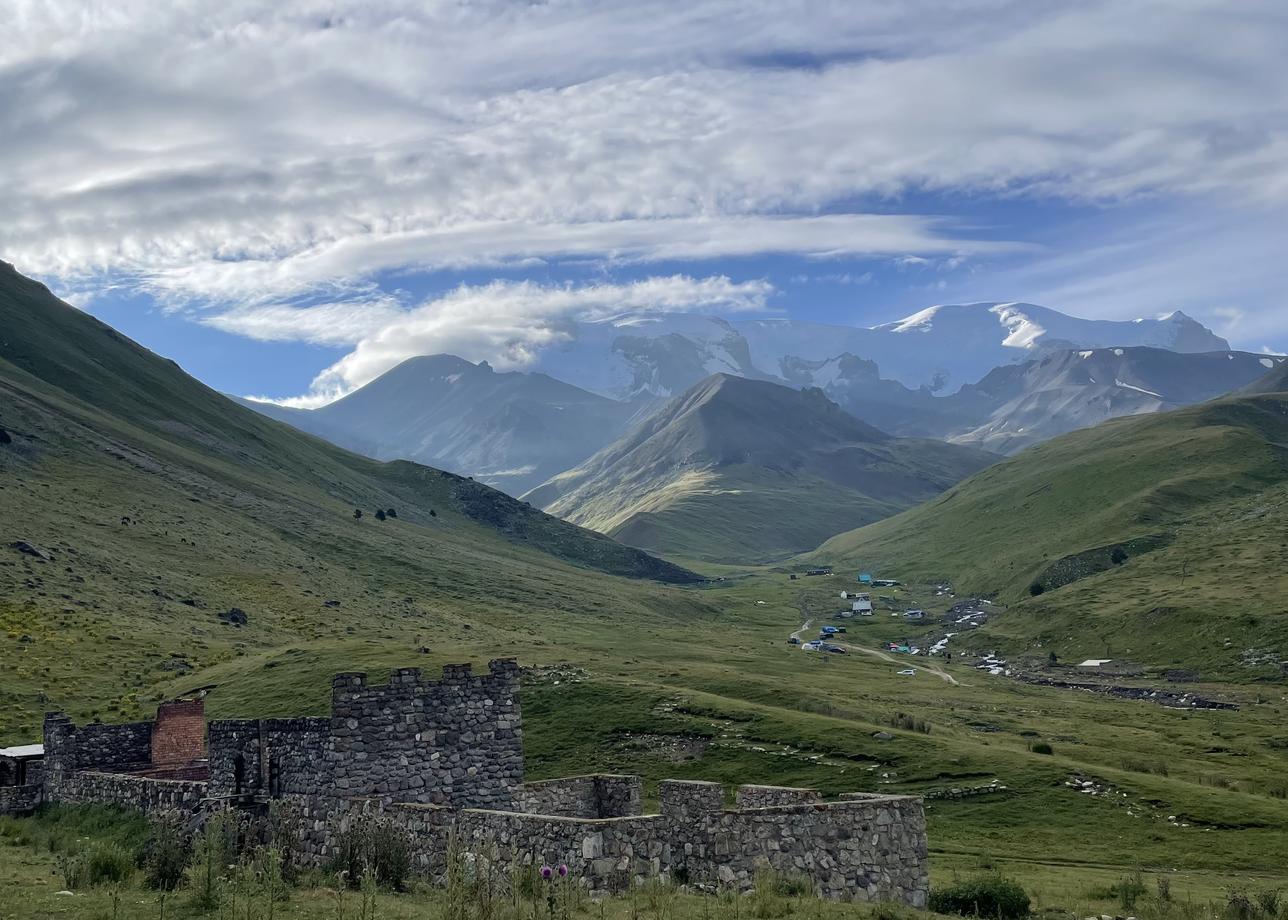 Отличный тур, отличные гиды, отличные лошади, новые палатки и спальники)