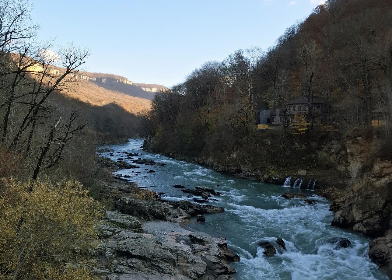 Поездка в Адыгею была замечательной. Давно мечтали с мужем съездить туда, но добраться сложно, хорошо, что