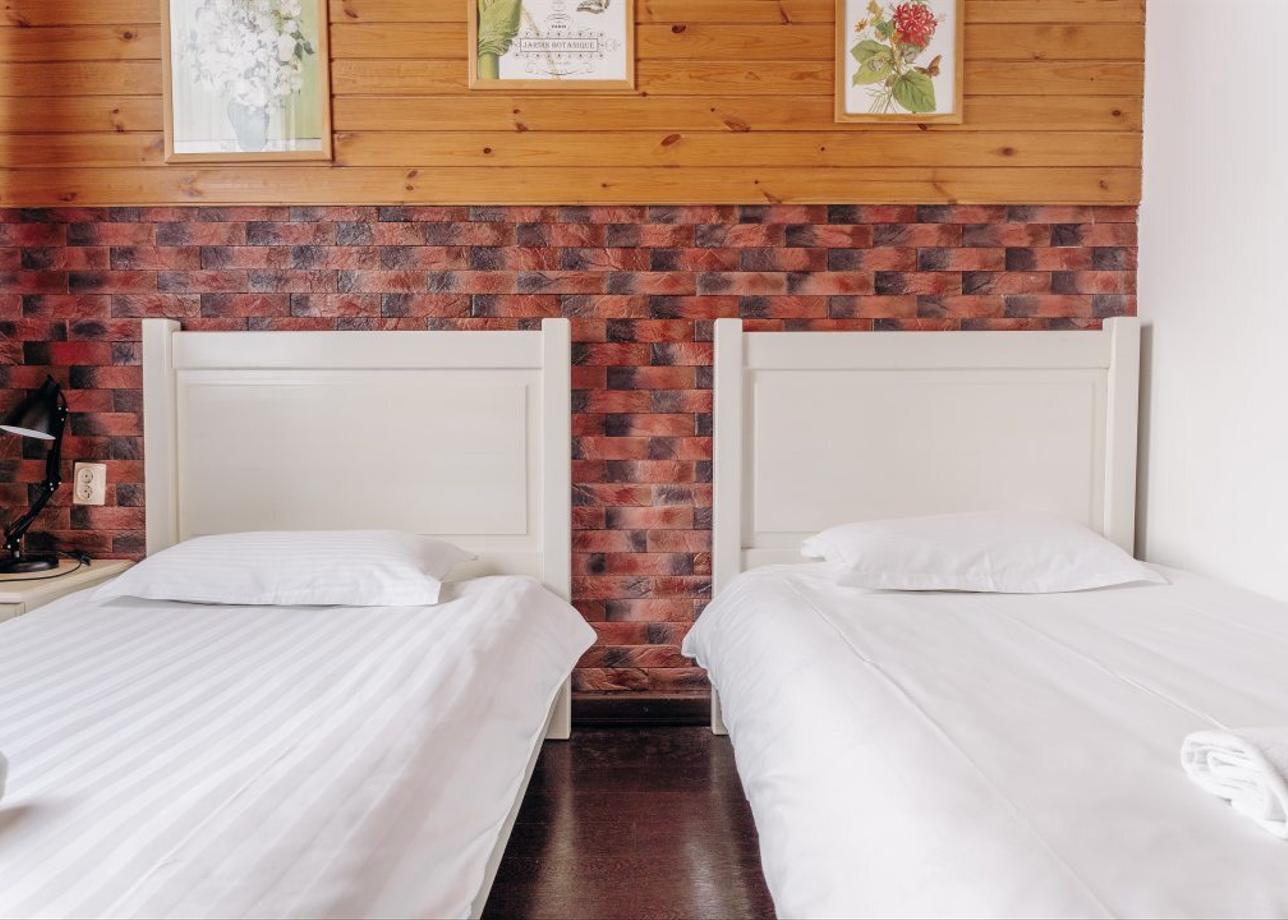 Гостиница «Ларч»