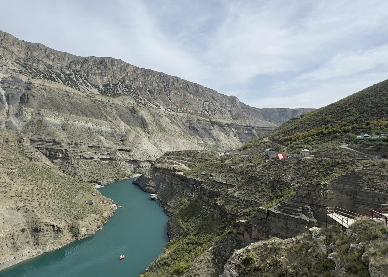 Тур прекрасный, я осталась в полном восторге от программы, от гида Заиры и от Дагестана в