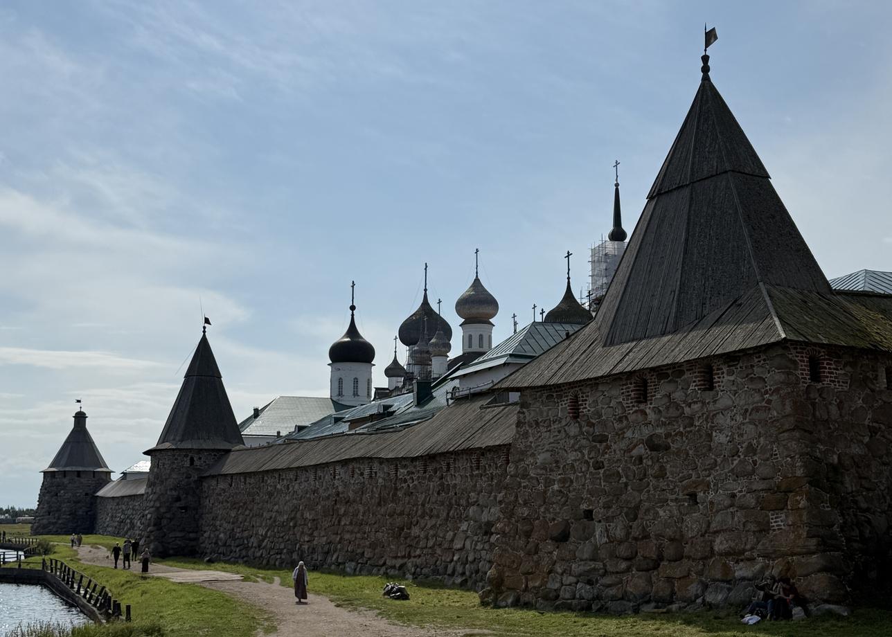 В этом году я побывала в зимней Карелии и увидела основные её достопримечательности. Из интересного, что
