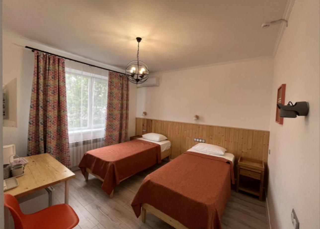 Отель «Домино»