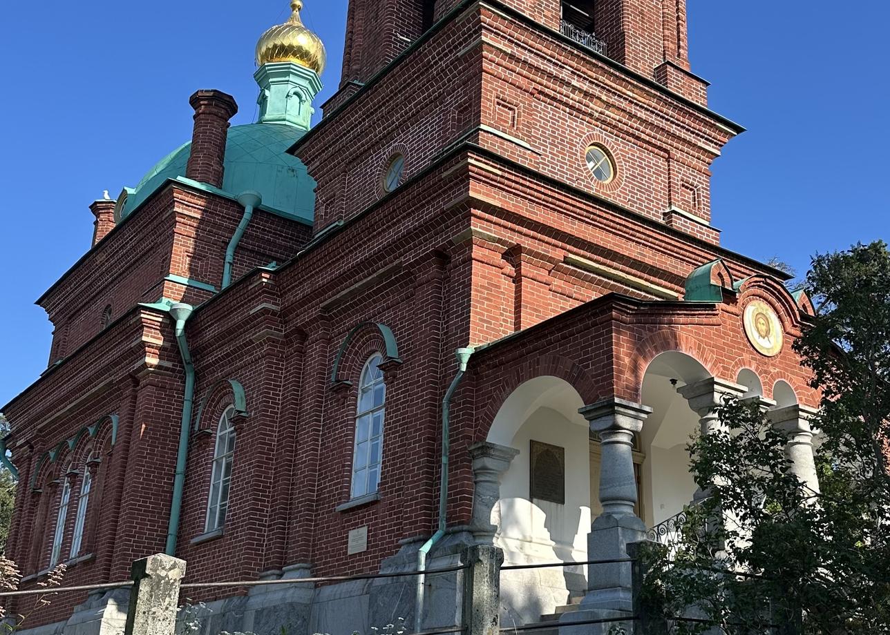 Полное информирование, все планируемые услуги оказаны, трансфер вовремя, экскурсии интересные.